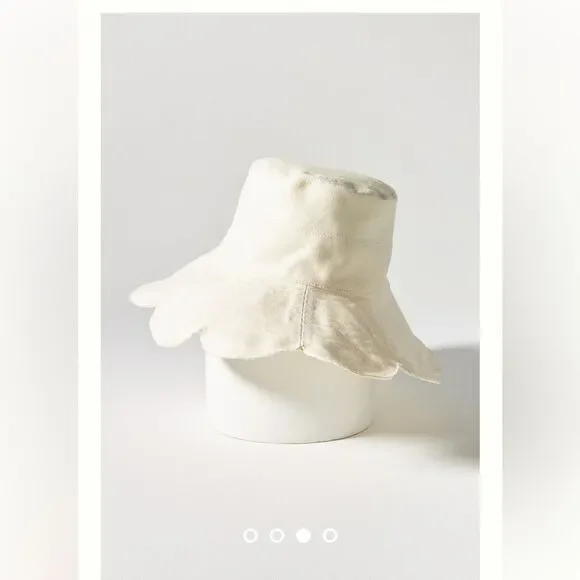 Flower Canvas Bucket Hat By Anthropologie in Ivory